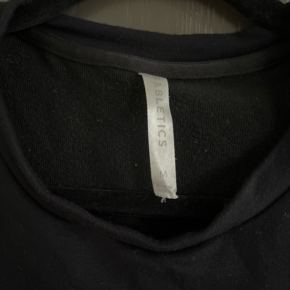 Fabletics sweater - Picture 3 of 3